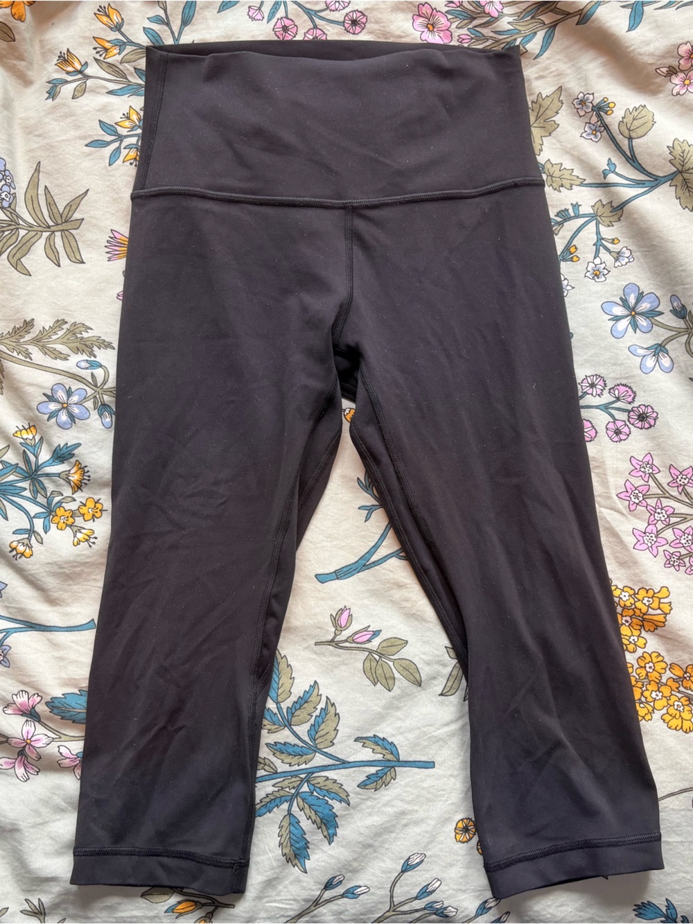 lululemon Align Black High-Rise Cropped Leggings 17” - Picture 3 of 8